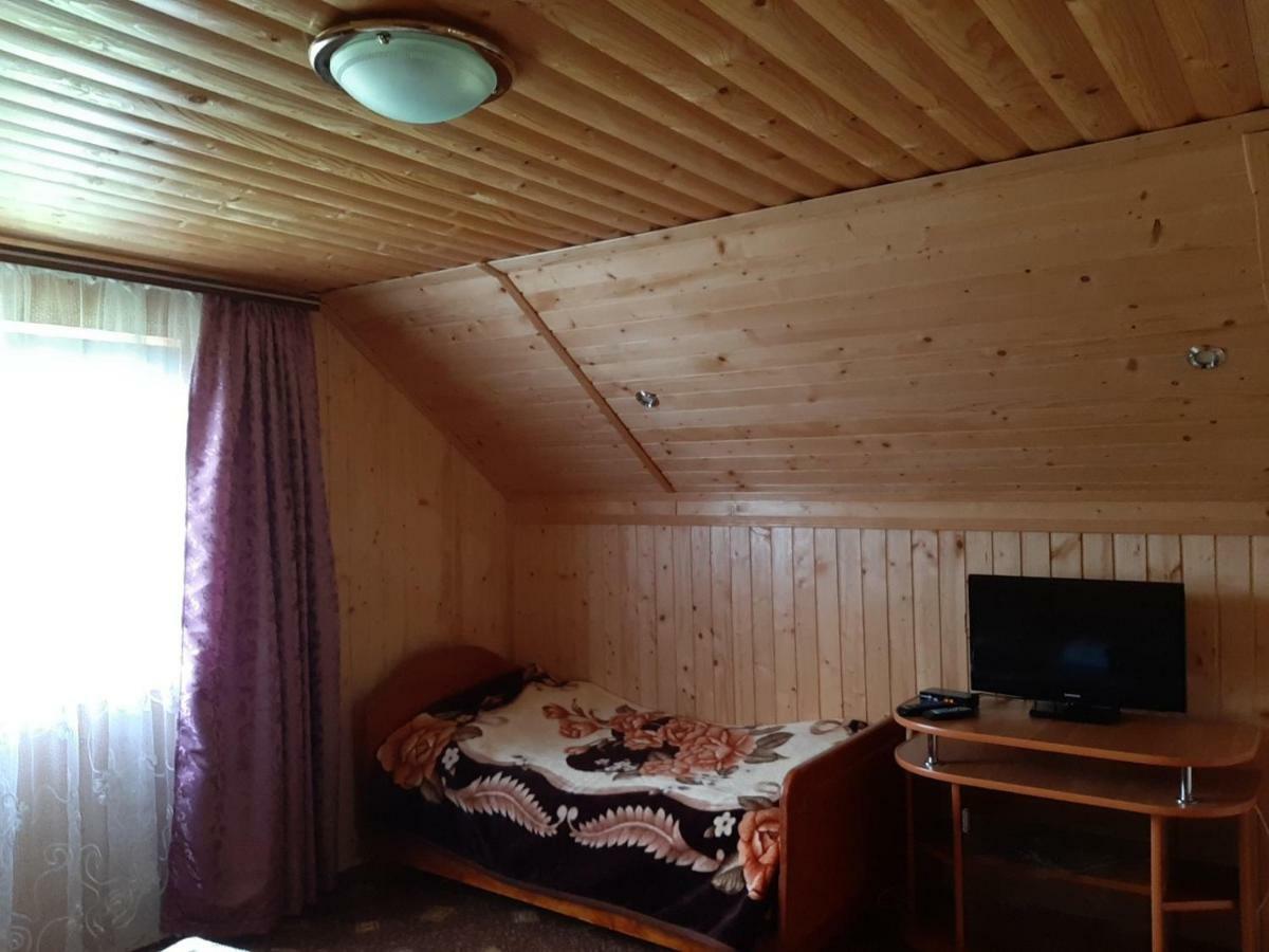 Котедж "Барвінок" Verkhovyna Exterior foto